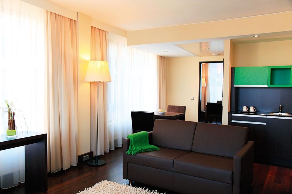 Hotel Nh Collection Altmarkt 4*